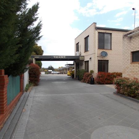 Cowra Crest Motel Zewnętrze zdjęcie