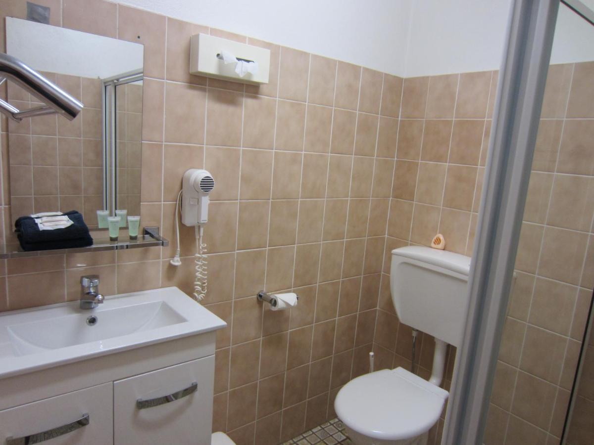 Cowra Crest Motel Zewnętrze zdjęcie