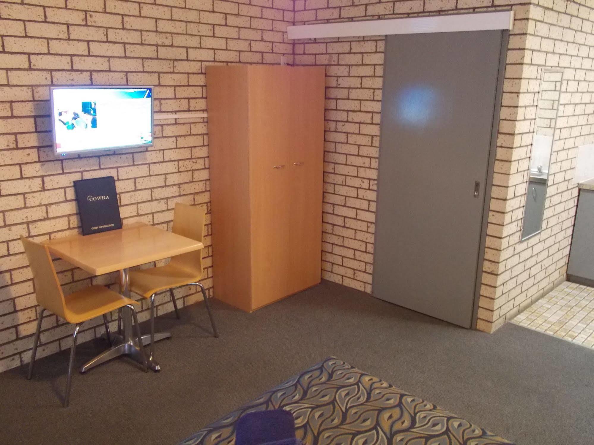 Cowra Crest Motel Zewnętrze zdjęcie