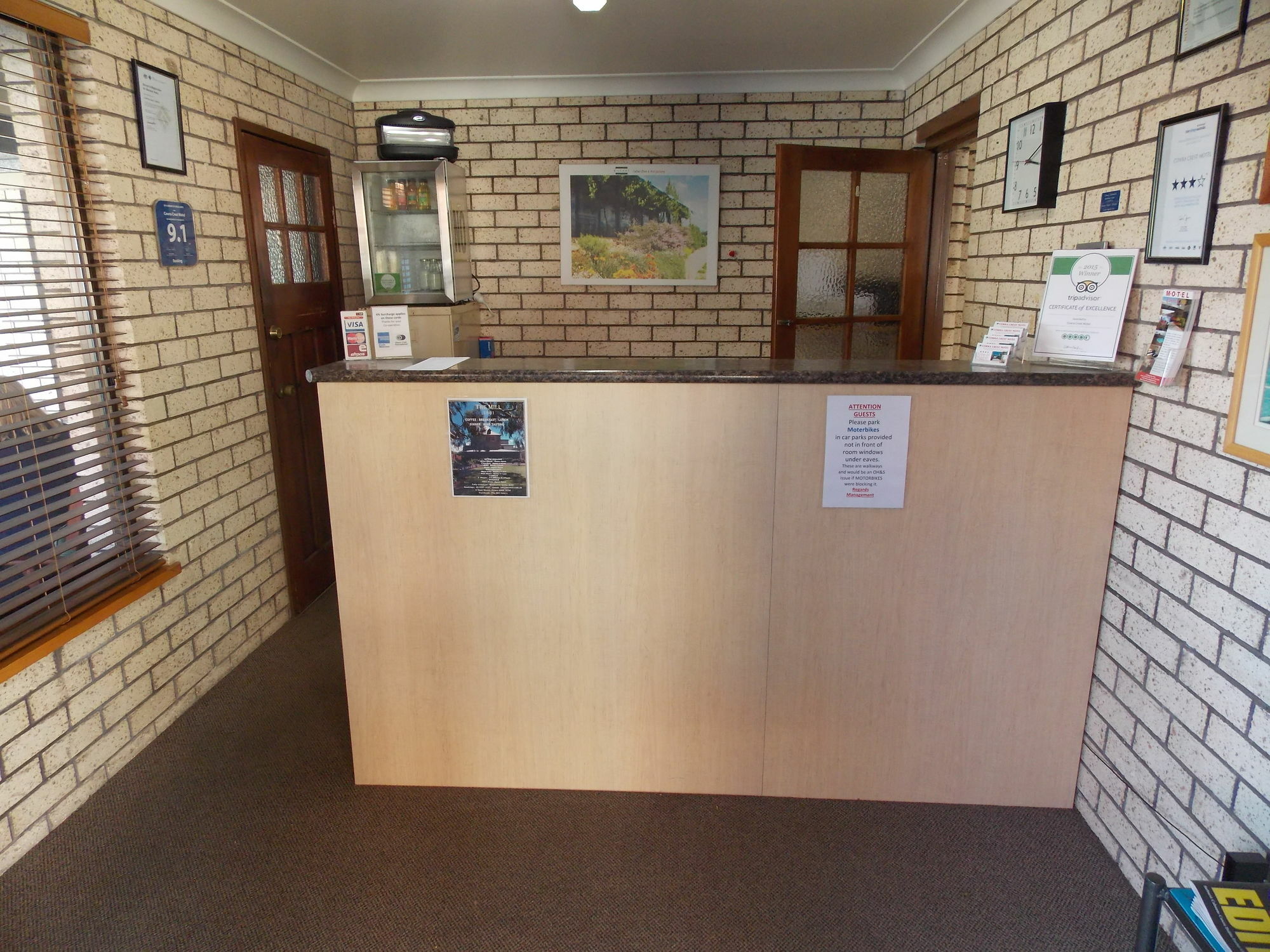 Cowra Crest Motel Zewnętrze zdjęcie